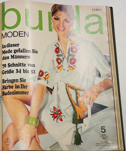 Zu sehen ist das Cover der Zeitschrift "burda Moden" vom Mai 1970.